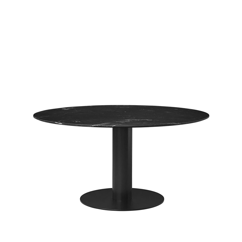 Gubi 2.0 dining table Marble black. o150. black stand