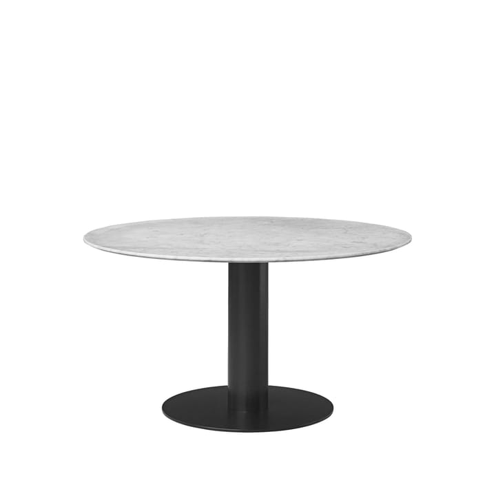 Gubi 2.0 dining table - Marble white. ø130. black stand - GUBI