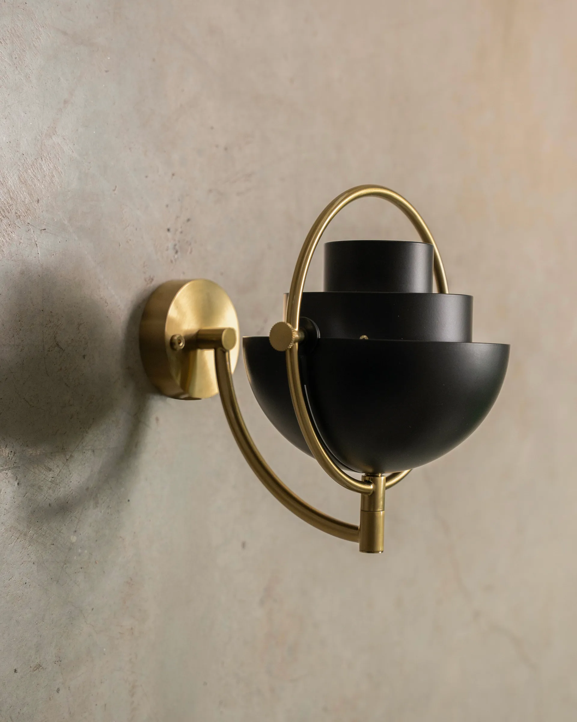 Multi-Lite wall lamp, Black-brass GUBI