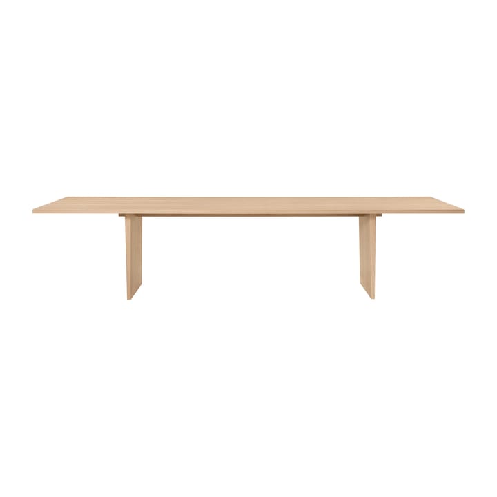 Private dining room table 100x320 cm - Light-stained oak - GUBI