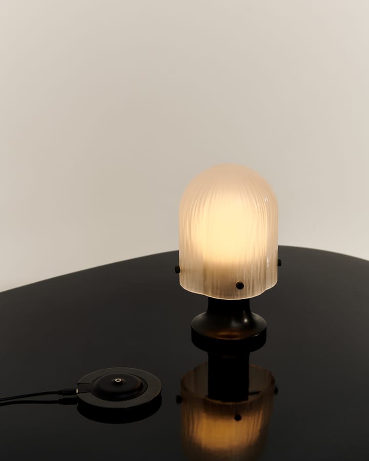 Seine Portable Lamp table lamp - Antique brass-white - GUBI
