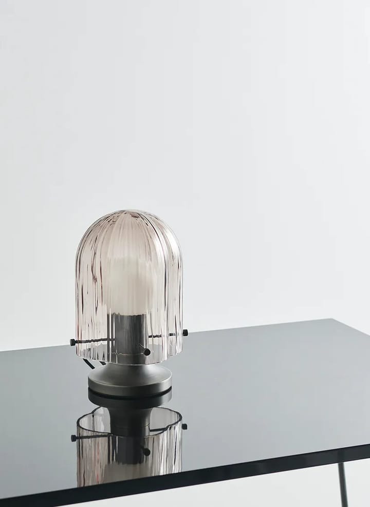 Seine table lamp Ø17.2x26.2 cm - Brass-smoke - GUBI