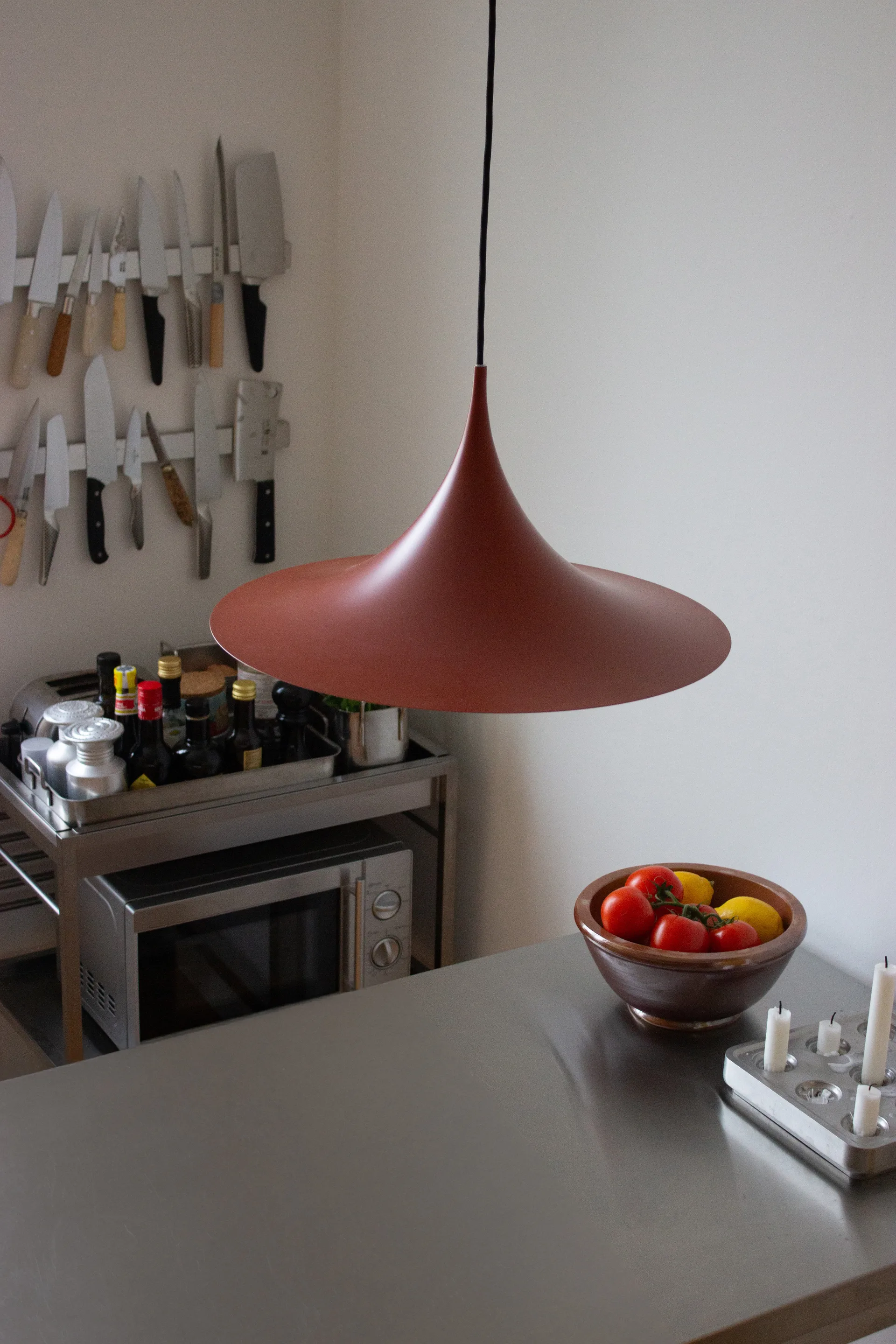 Semi lamp Ø 47 cm, Special Edition Auburn Red semi matt GUBI