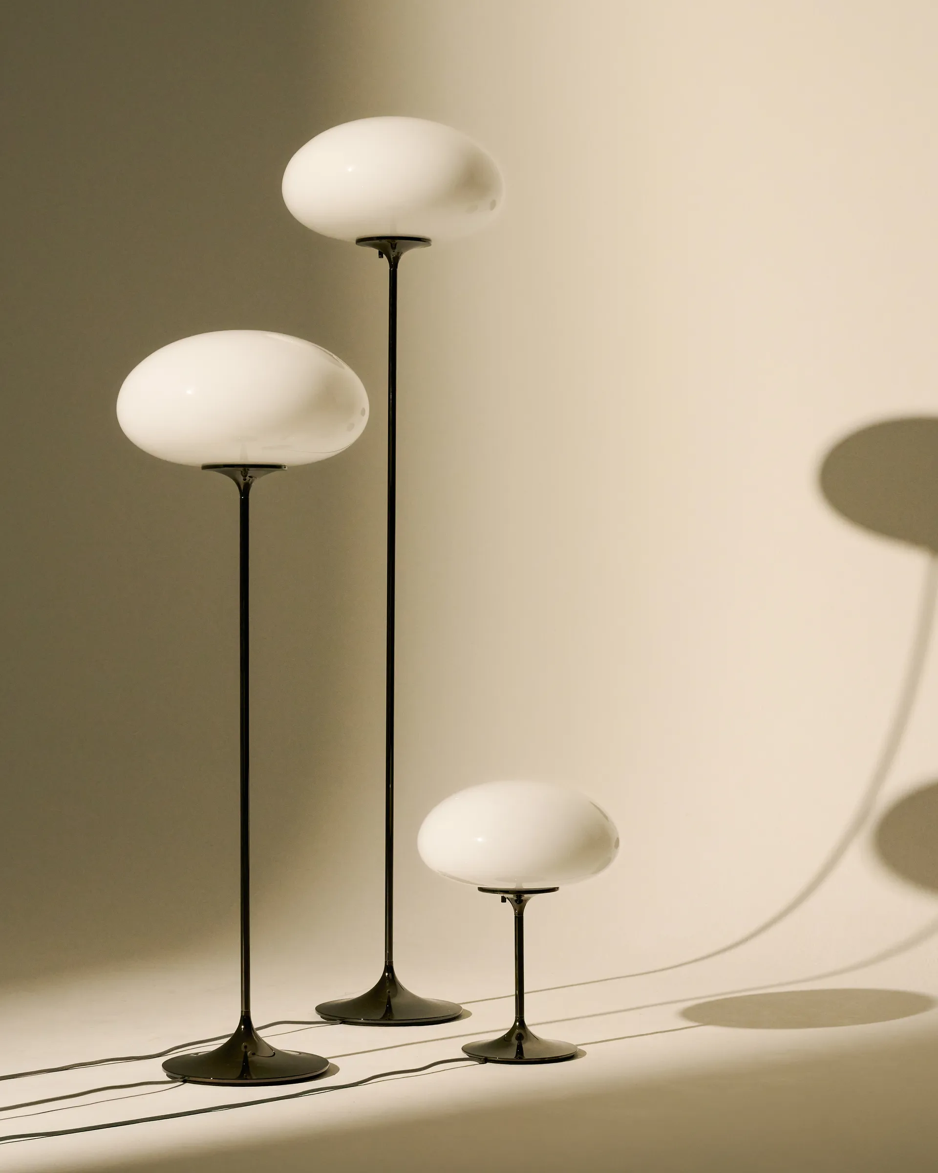 Stemlite Table lamp, Pebble grey-opal glass, 42 cm GUBI