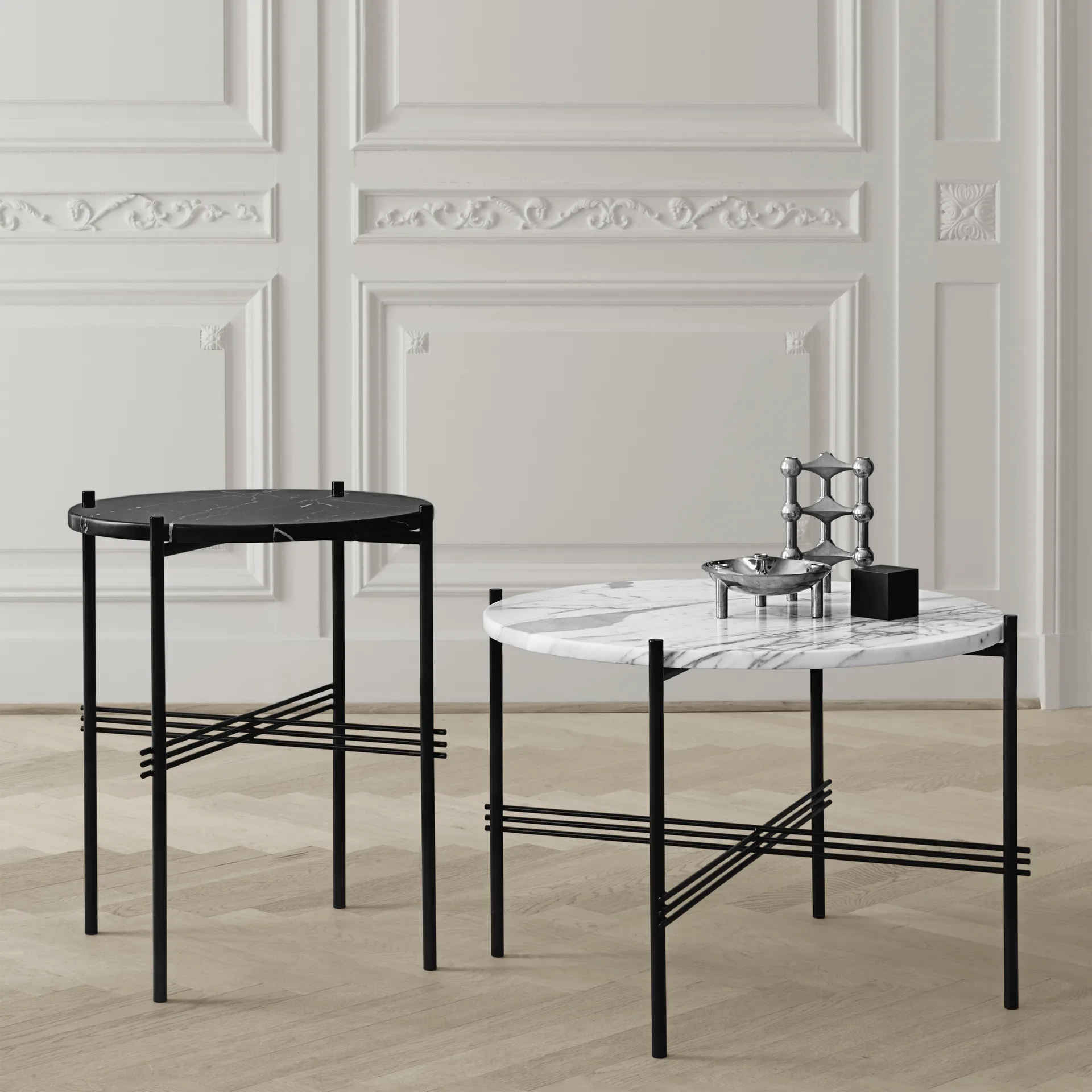 Ts sofa table black legs O 55 Cm, White marble GUBI