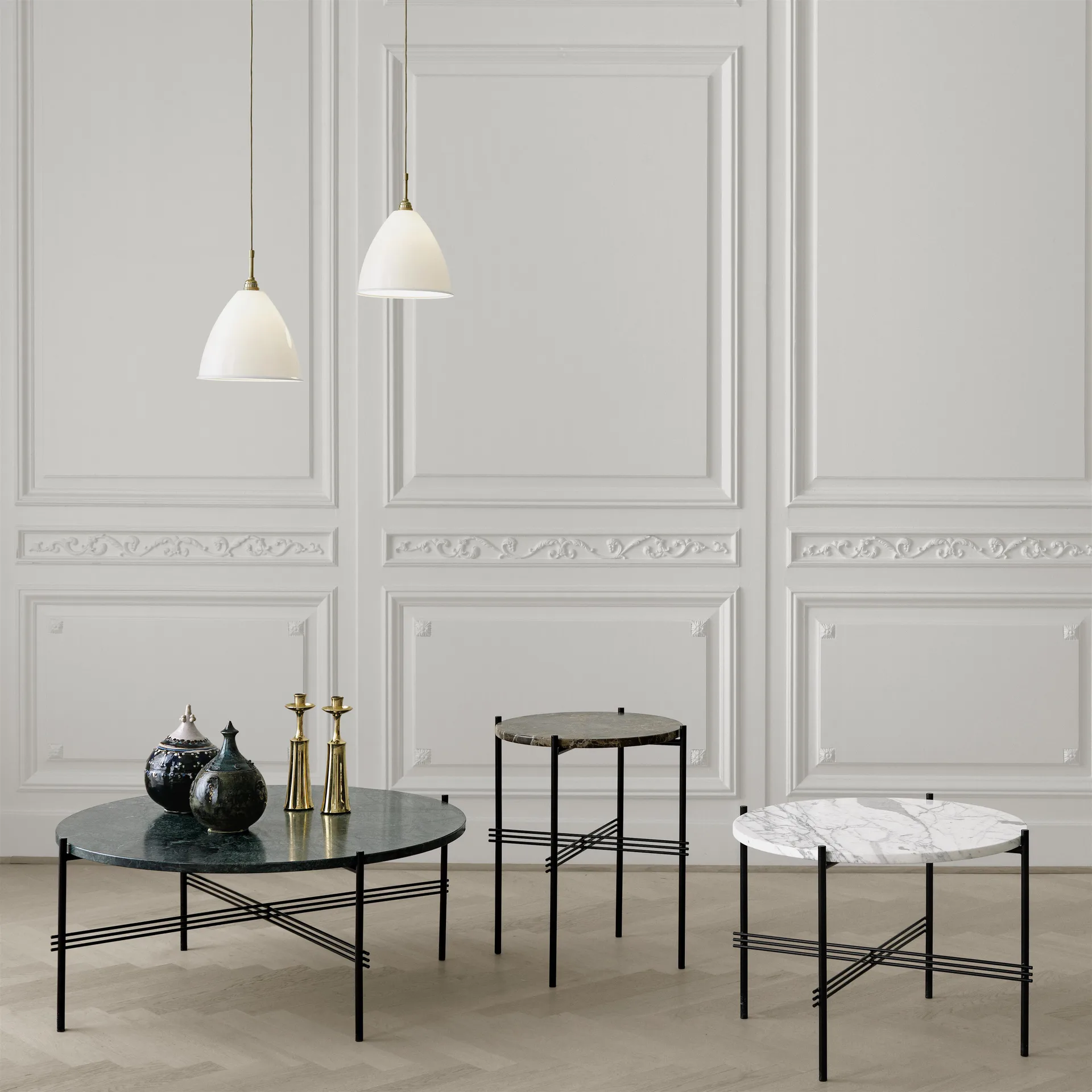 Ts sofa table black legs O 55 Cm, White marble GUBI