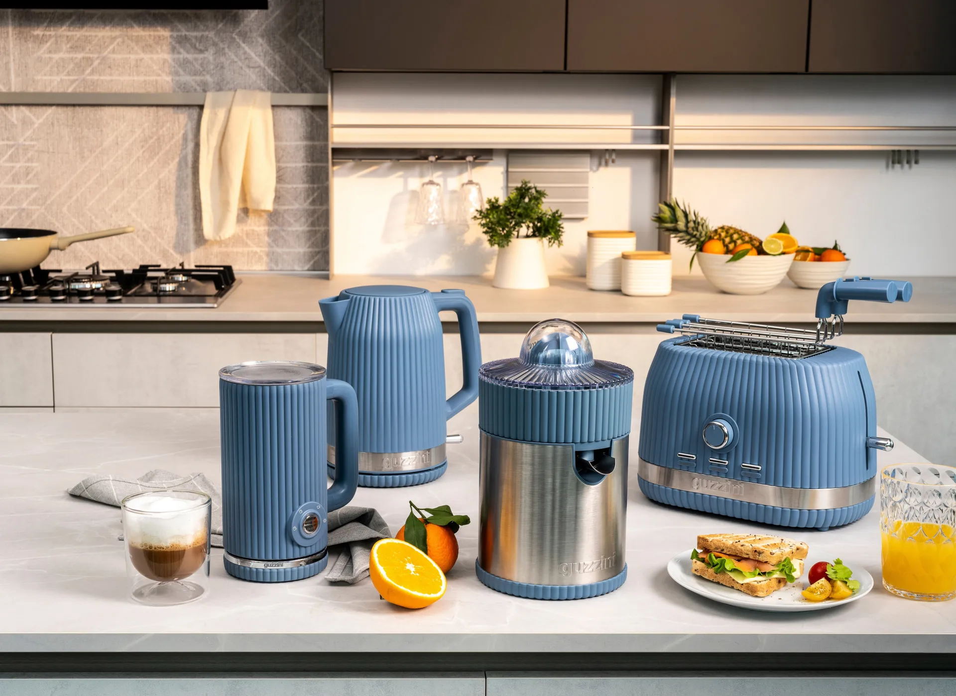 Sous Chef electric kettle, Navy blue Guzzini