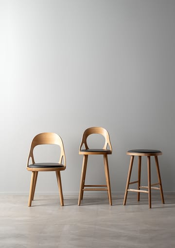 Colibri chair - Oiled oak-black pad - Hans K