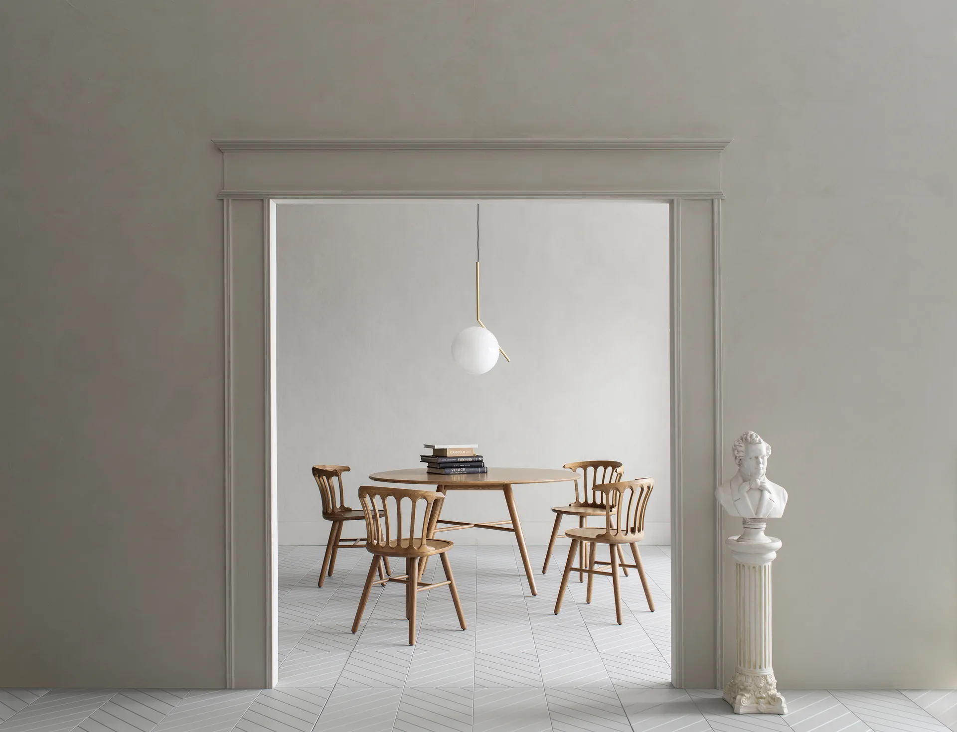 San Marco table Ø140 cm, Oiled oak Hans K