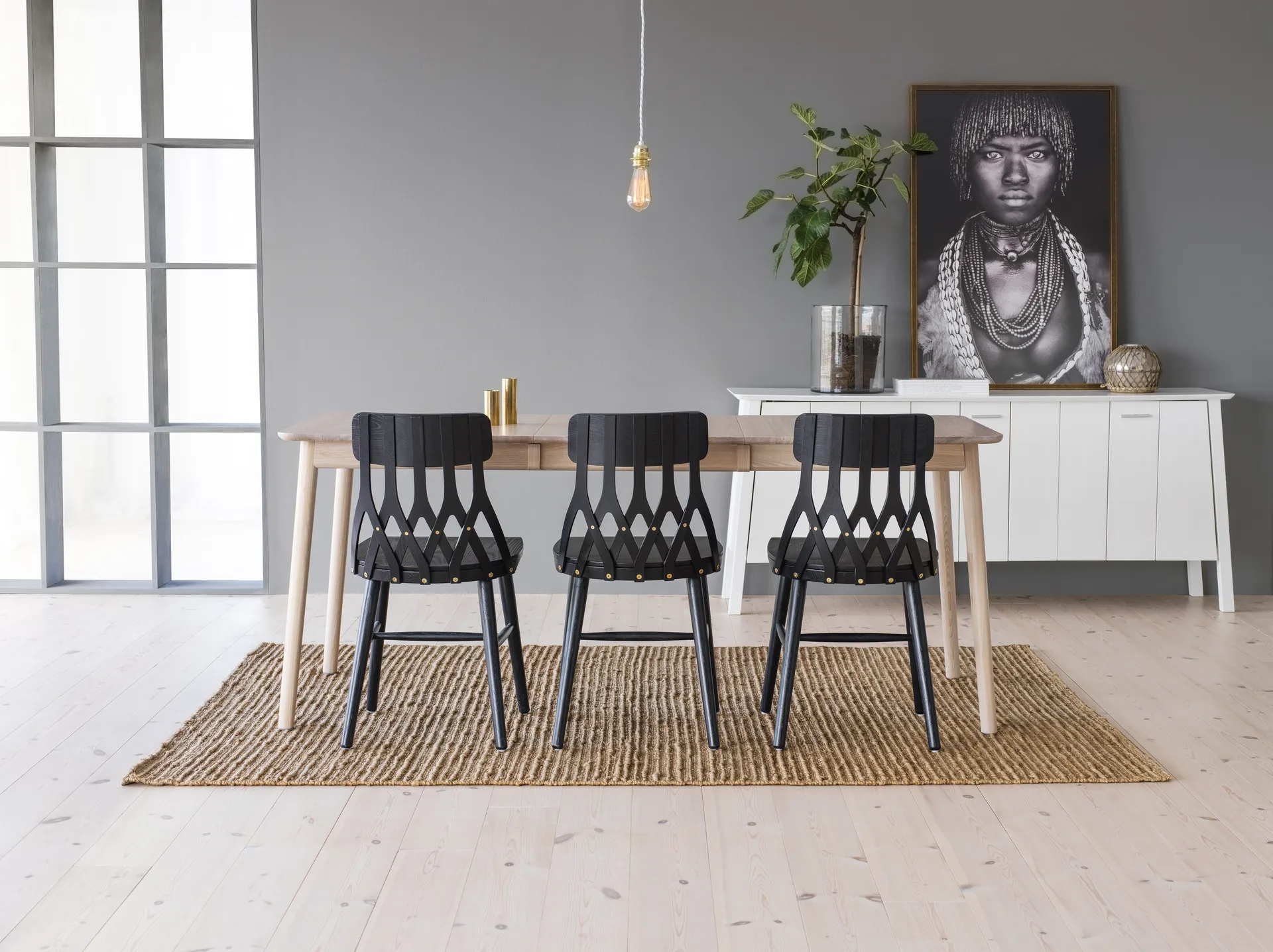 Y5 chair, Stained black ash Hans K