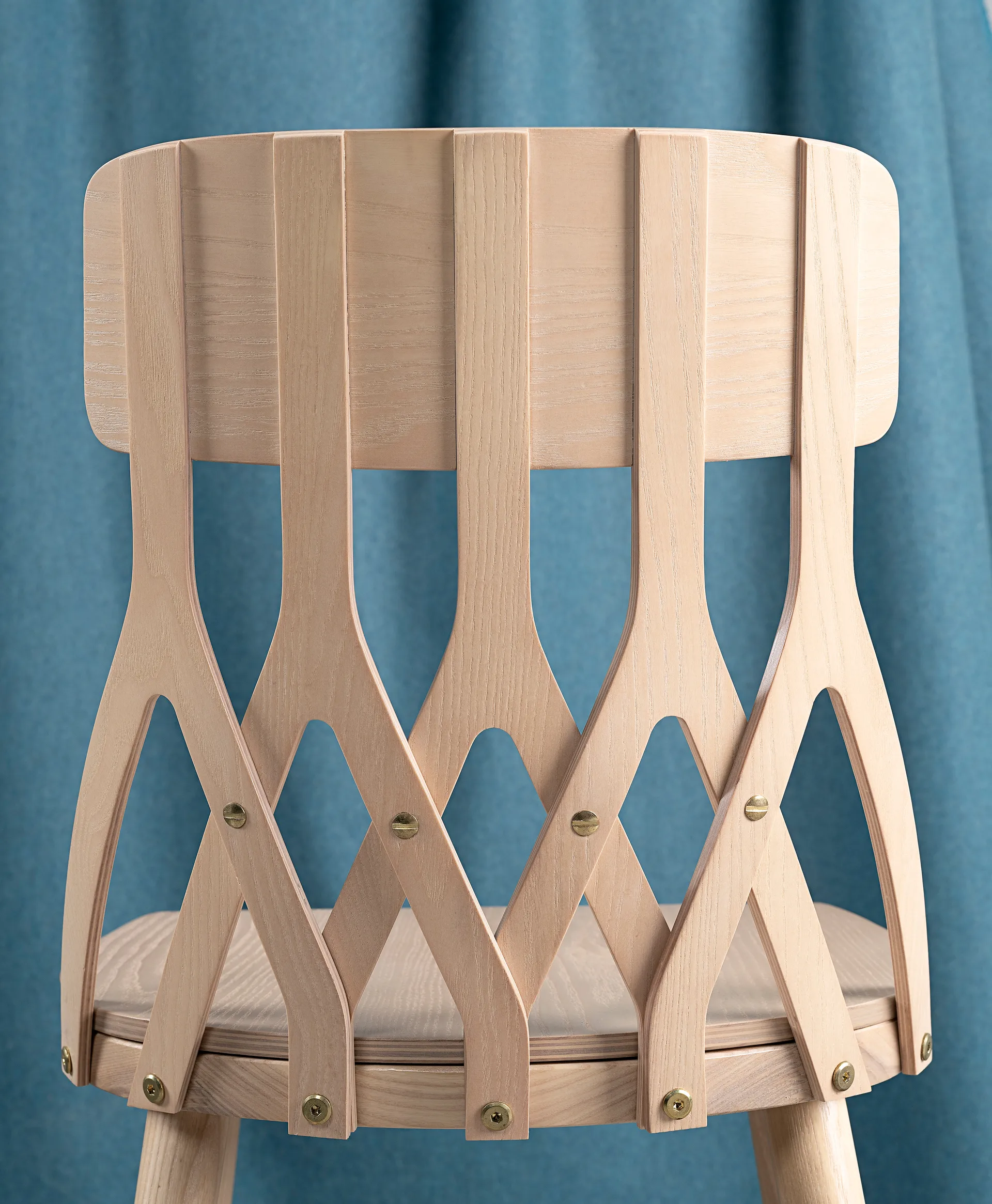 Y5 chair, Stained blonde ash Hans K