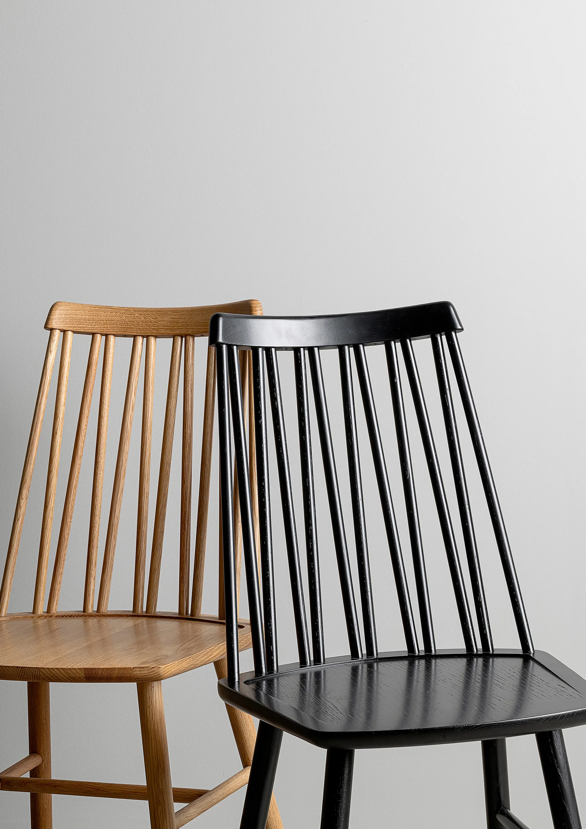 ZigZag chair, Stained black ash Hans K