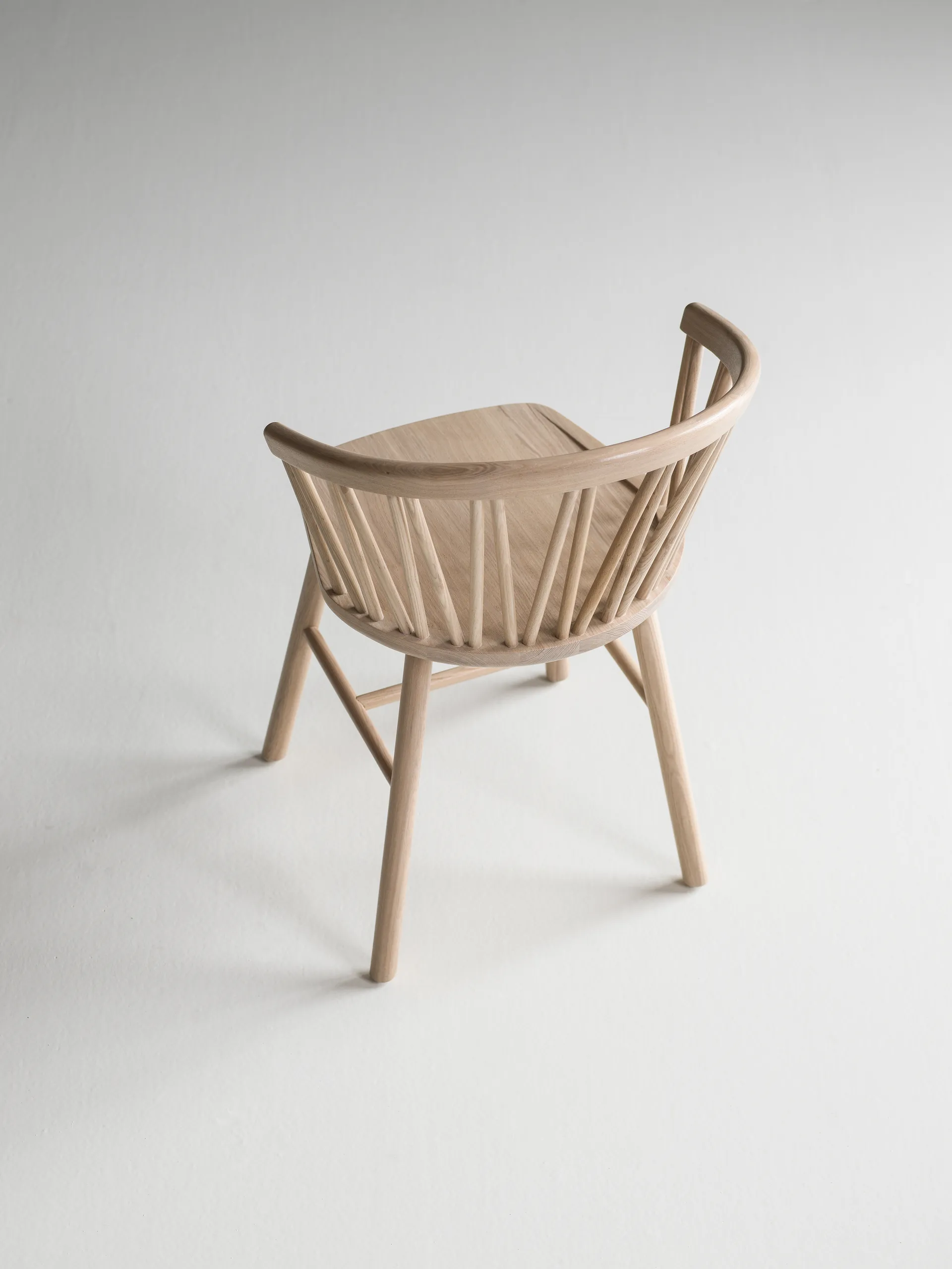 ZigZag lounge chair, Stained blonde ash Hans K