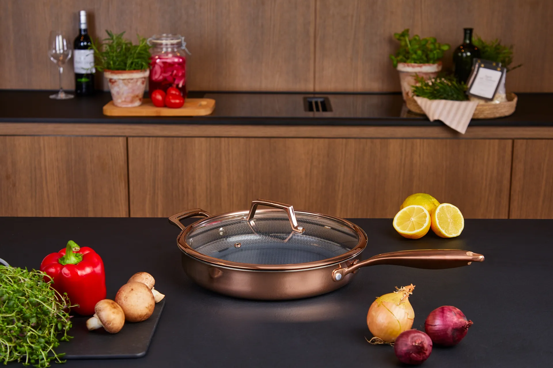 Hâws Santo cast-iron frying pan with lid hybrid coating, Rose Gold Hâws