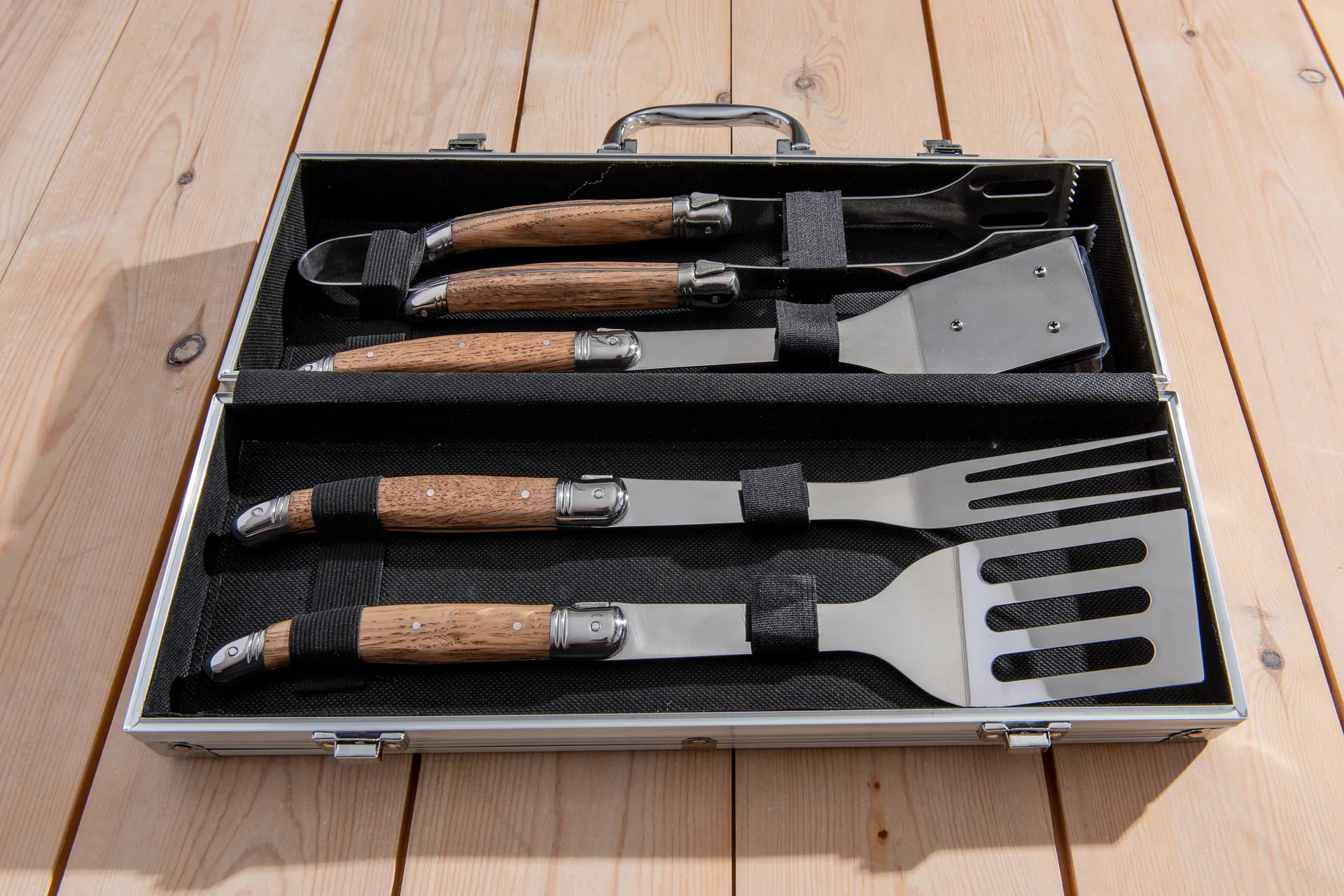 Laguiole By Hâws BBQ grill set 4-piece, Oak Hâws