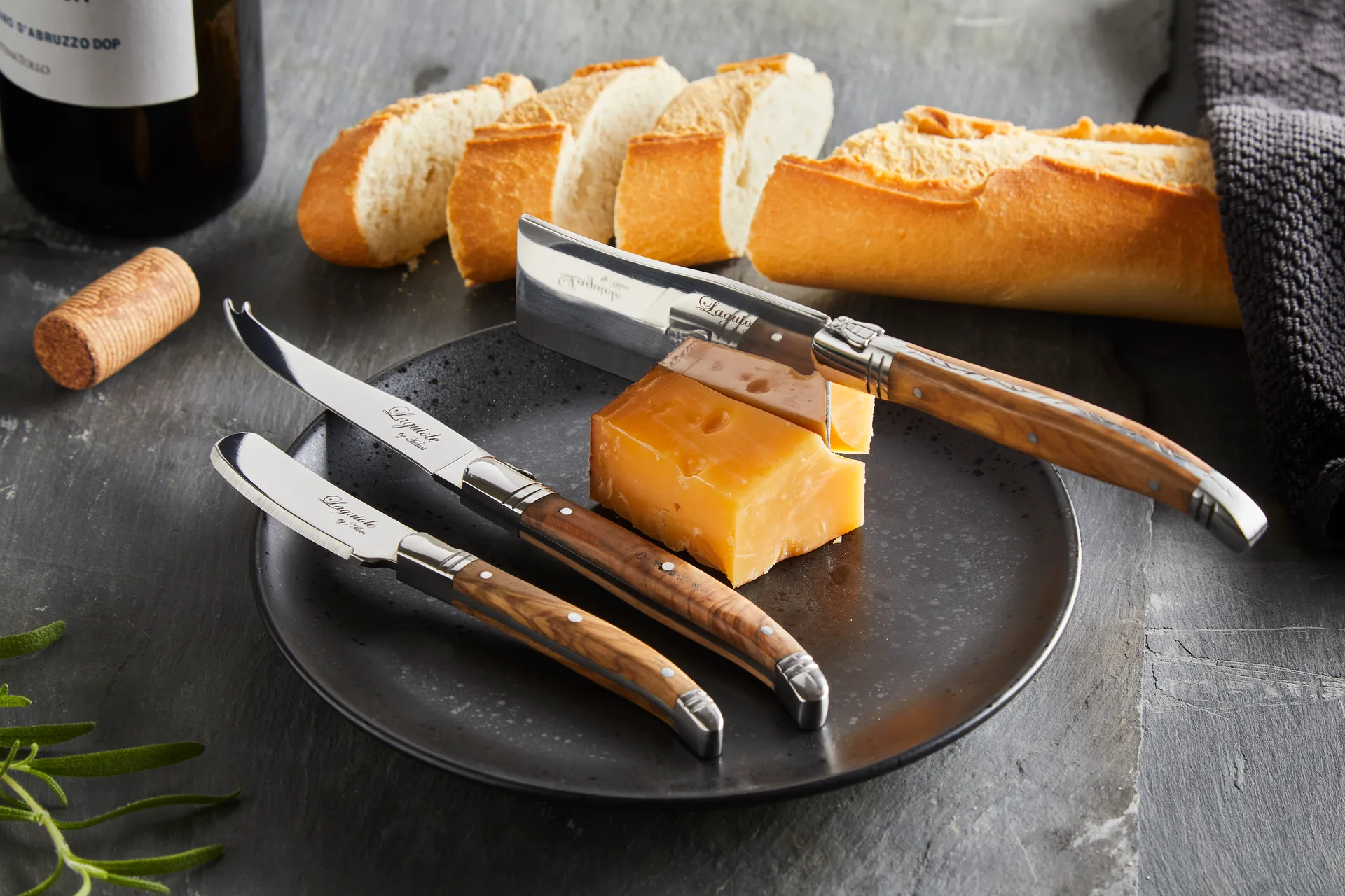 Laguiole By Hâws cheese knife set 3-piece, Olive Hâws
