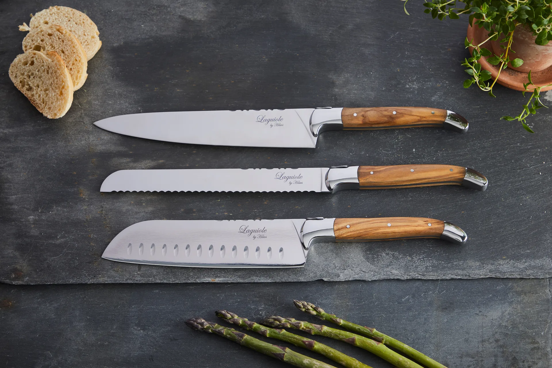 Laguiole By Hâws chef's knife set with cutting board 4-piece, Olive wood-stainless steel-bamboo Hâws