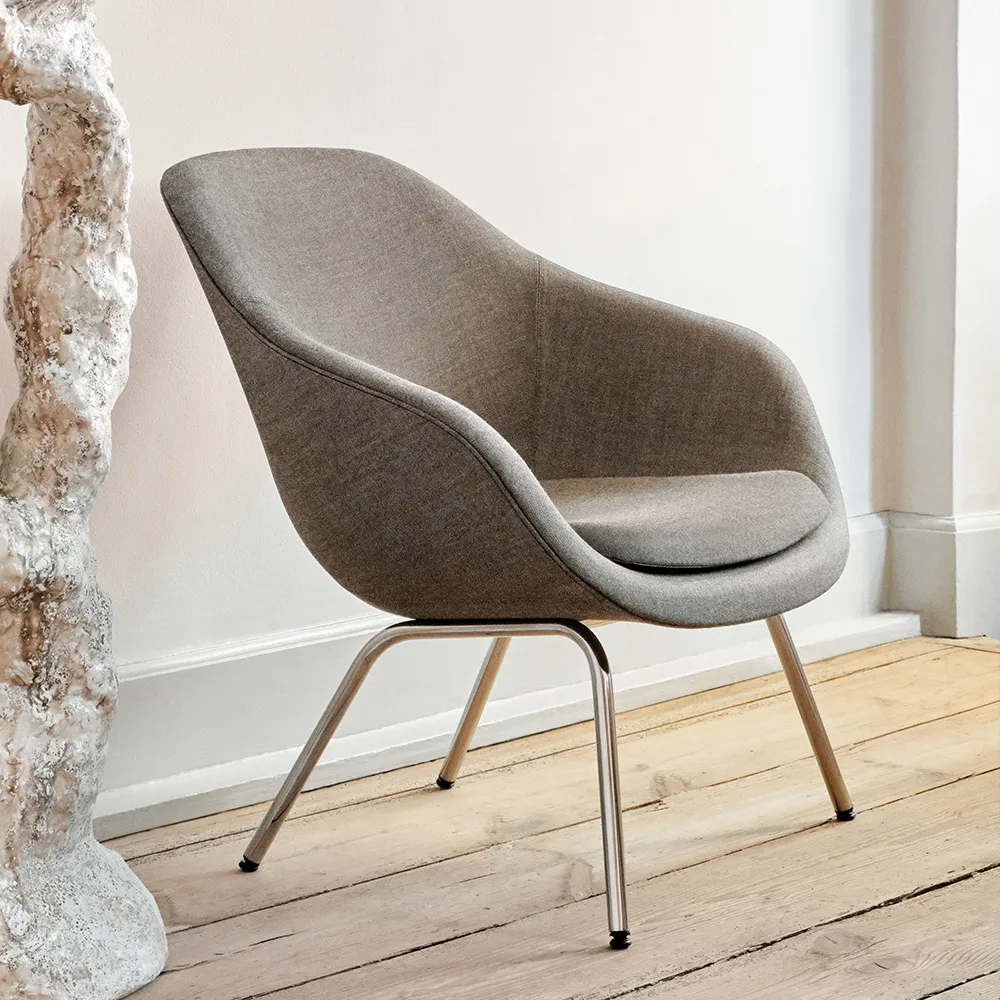 About a Lounge AAL87 armchair, Sense black-black steel frame HAY