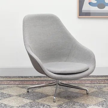 About a Lounge AAL91 lounge chair - Leather black, black aluminium frame - HAY