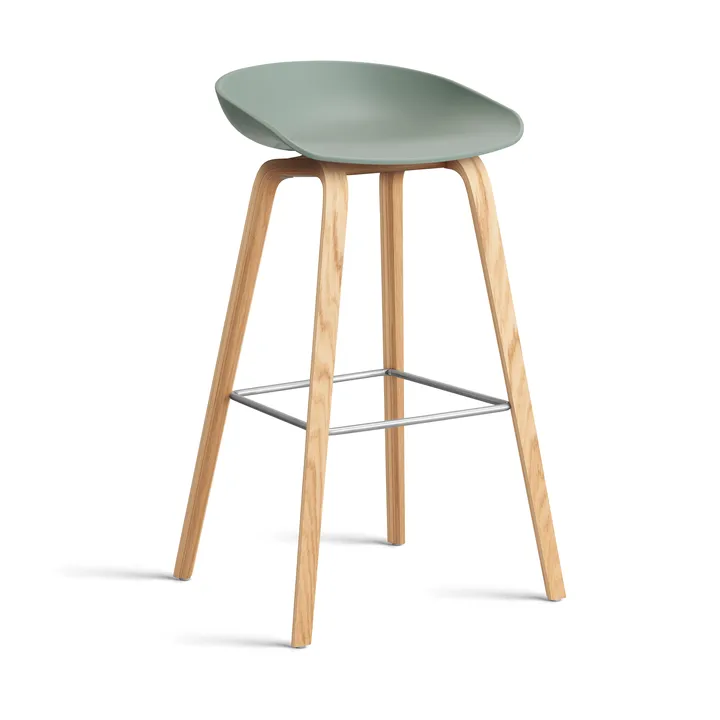 About a Stool AAL32 High 2.0 bar stool lacquered oak base - Fall green-stainless steel footrest - HAY