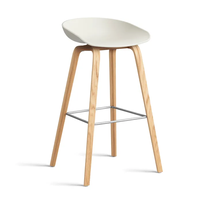 About a Stool AAL32 High 2.0 bar stool lacquered oak base - Melange cream-stainless steel footrest - HAY