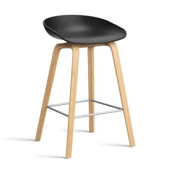 About a Stool AAL32 Low 2.0 bar stool lacquered oak base - Black-stainless steel footrest - HAY