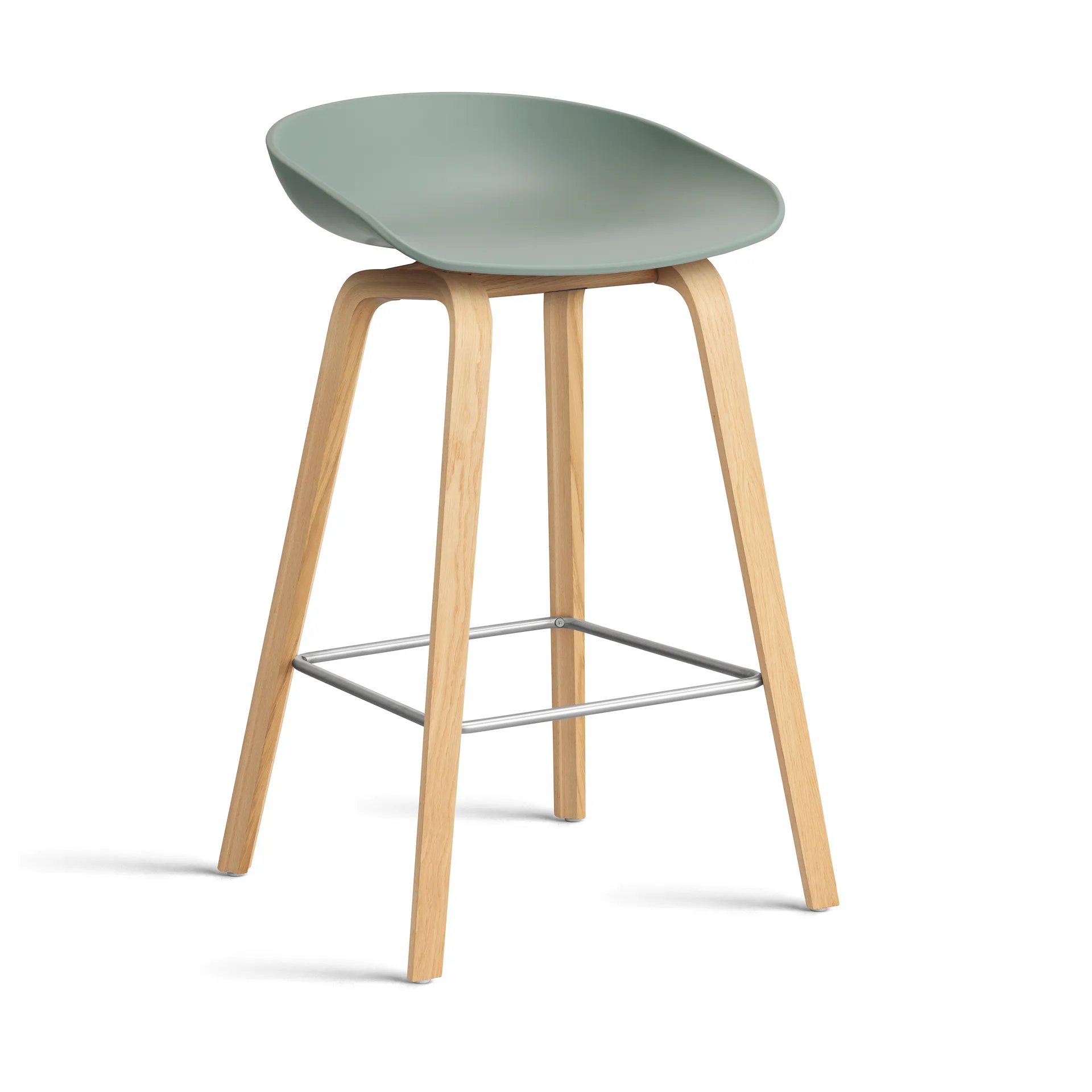 About a Stool AAL32 Low 2.0 bar stool lacquered oak base, Fall green-stainless steel footrest HAY