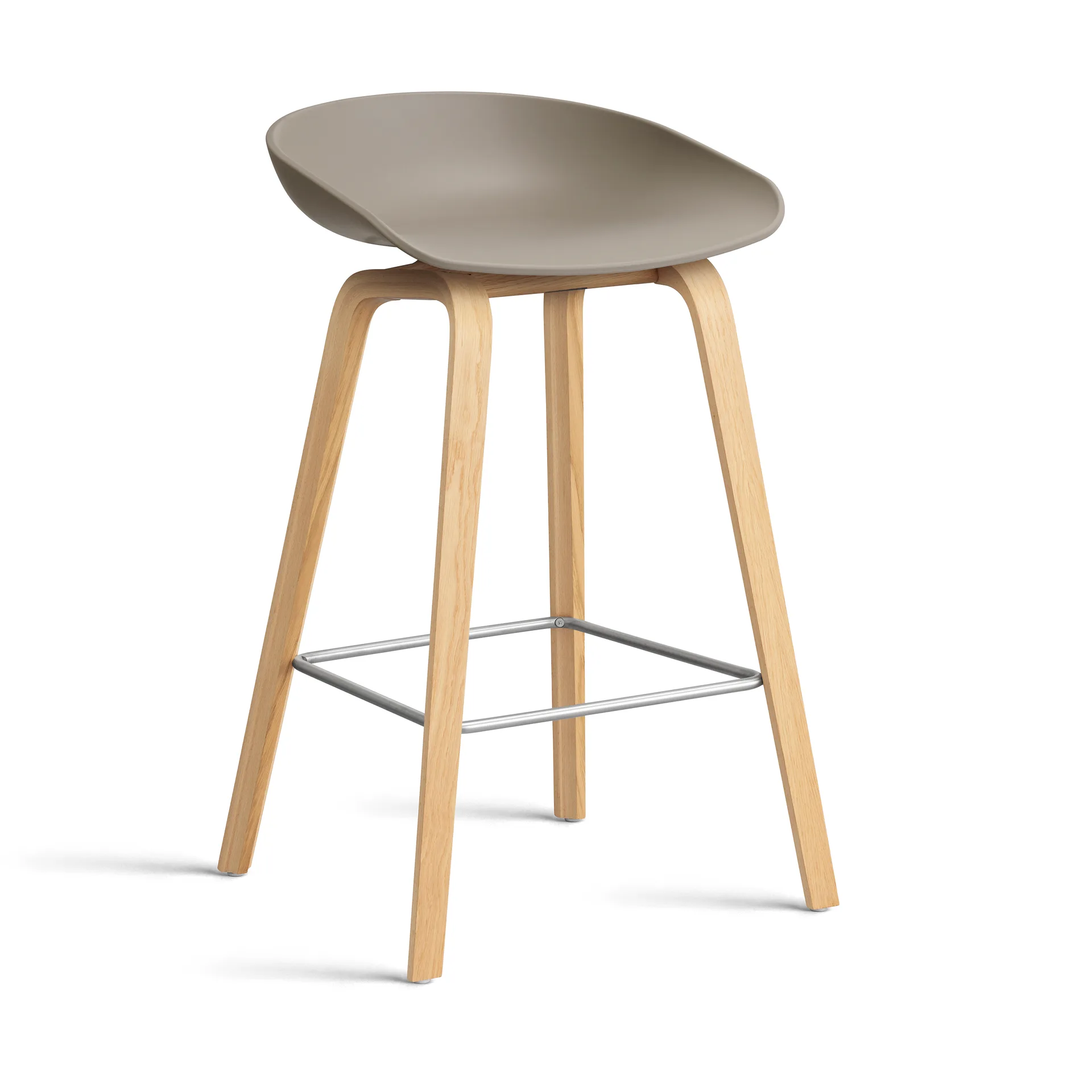 About a Stool AAL32 Low 2.0 bar stool lacquered oak base, Khaki-stainless steel footrest HAY