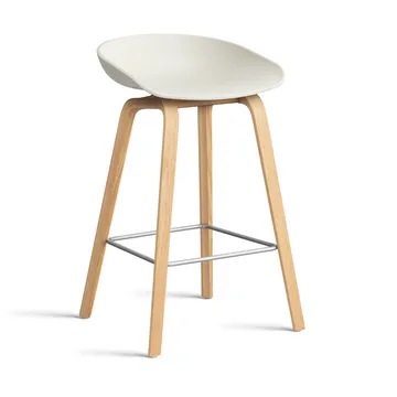 About a Stool AAL32 Low 2.0 bar stool lacquered oak base - Melange cream-stainless steel footrest - HAY