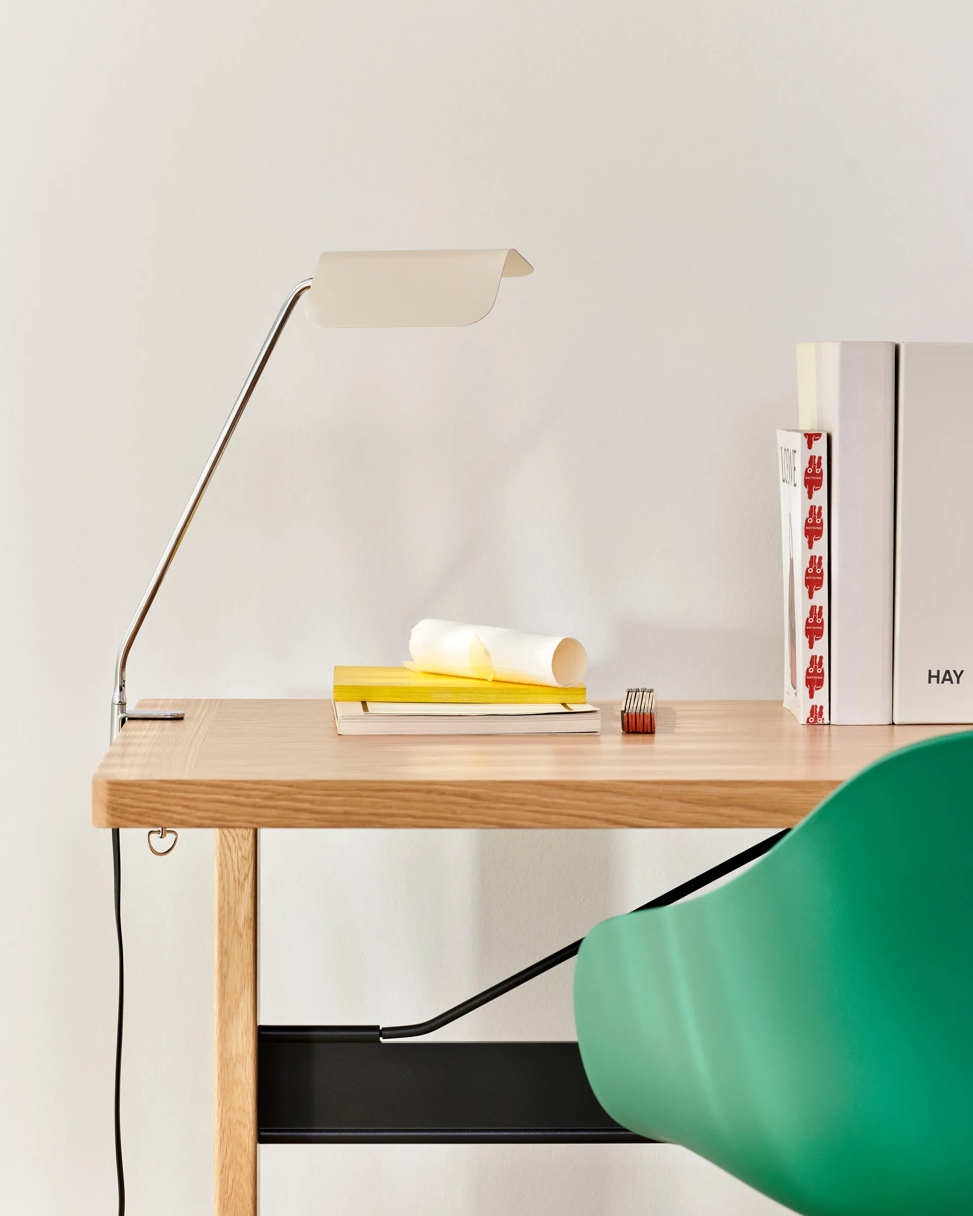 Apex Clip desk lamp, Oyster white HAY