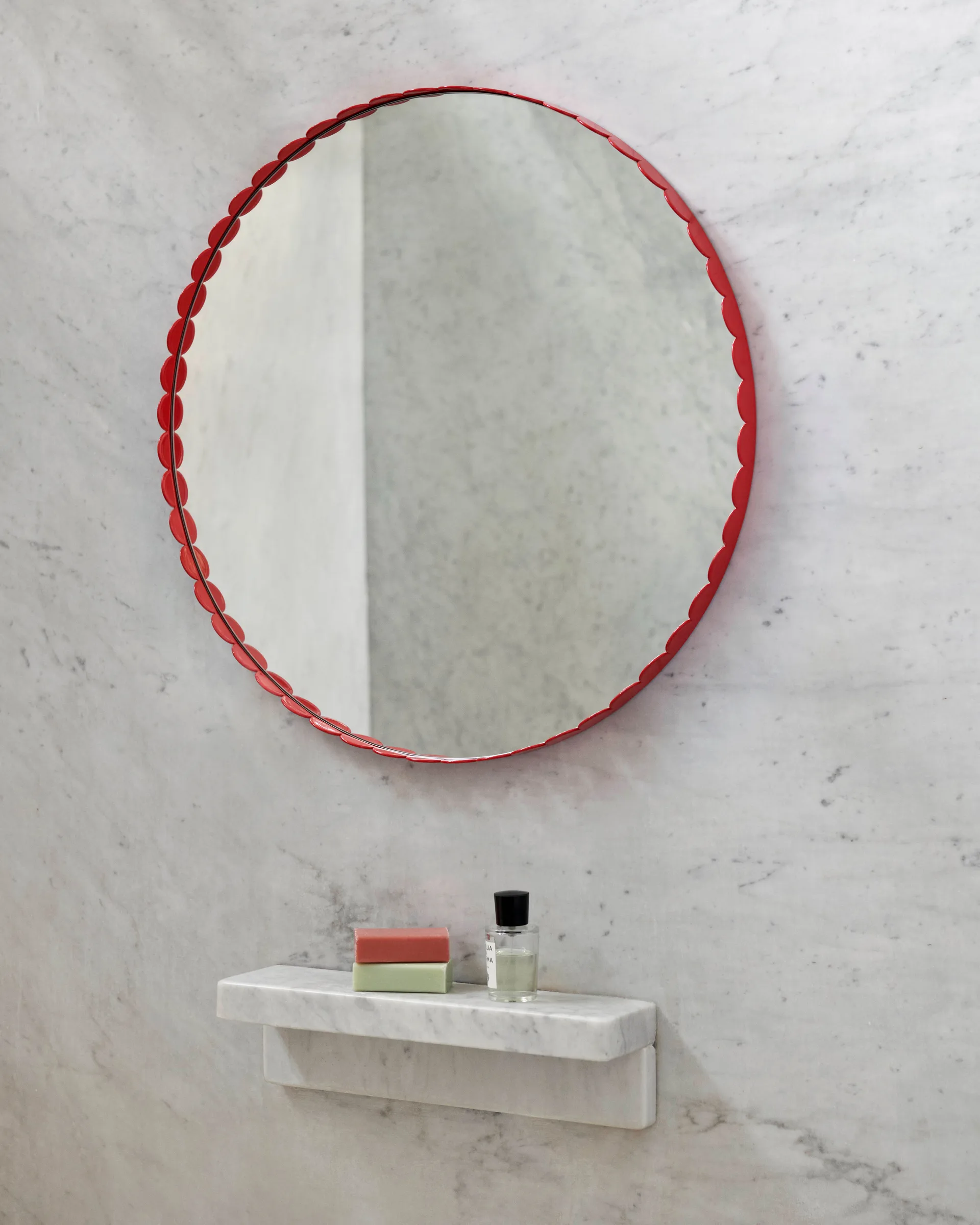 Arcs Mirror mirror Ø60 cm, Red HAY