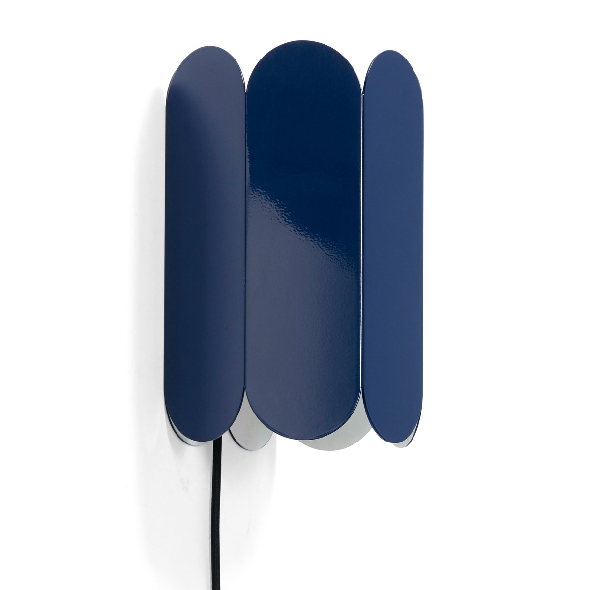 HAY Arcs wall switch wall lamp Cobalt blue | Scandinavian Design | Wall lights | Blue