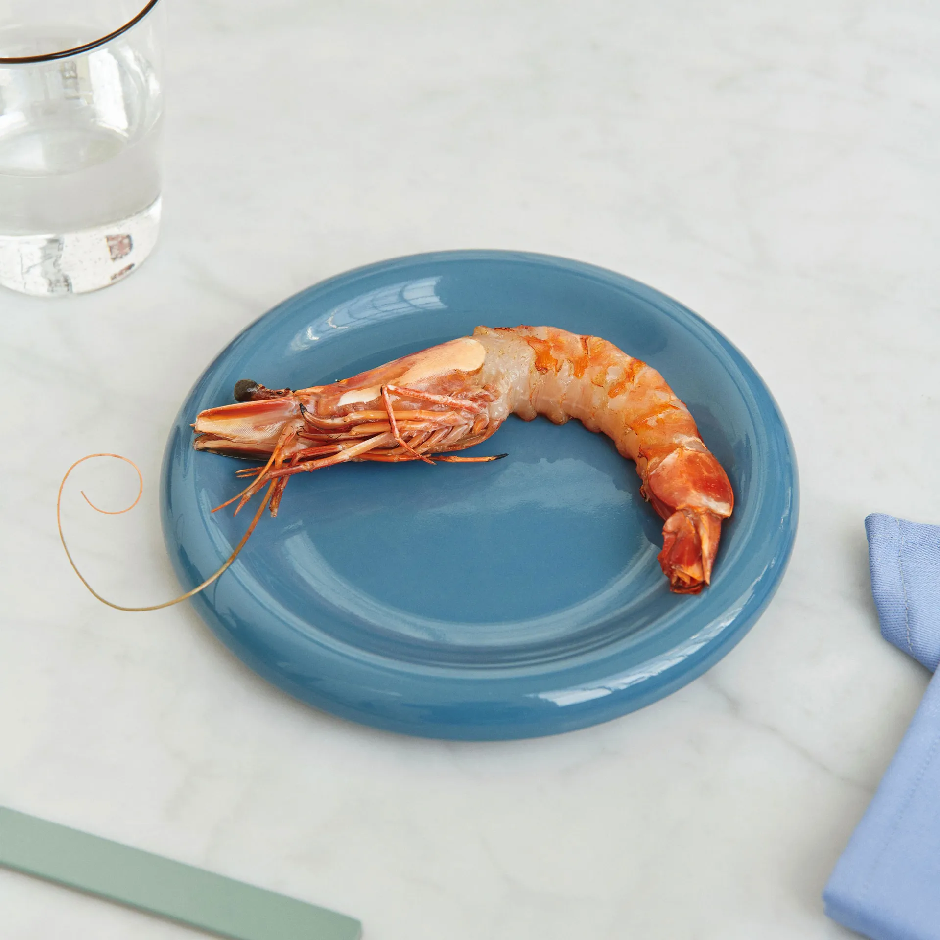 Barro plate, Dark blue, Ø24 cm 2-pack HAY