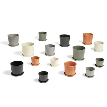 Botanical Family flower pot - Light grey, large, with saucer Ø18 cm - HAY