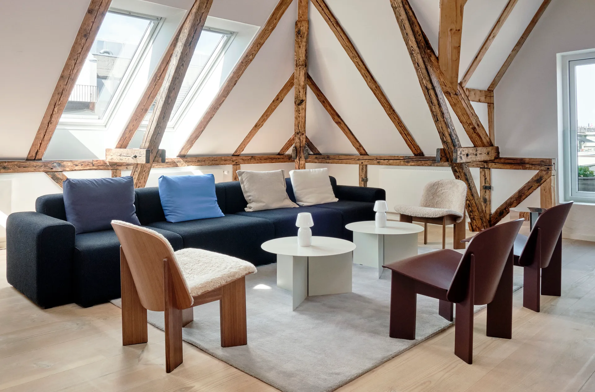 Chisel lounge chair, Dark bordeaux lacquered beech HAY