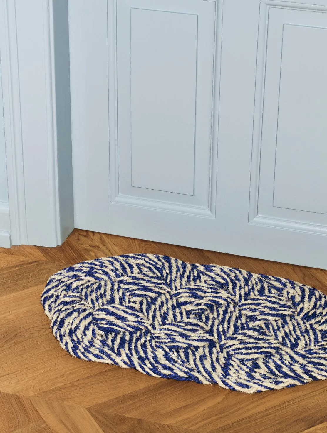 Coco doormat 40x80 cm, Swirl blue-off white HAY