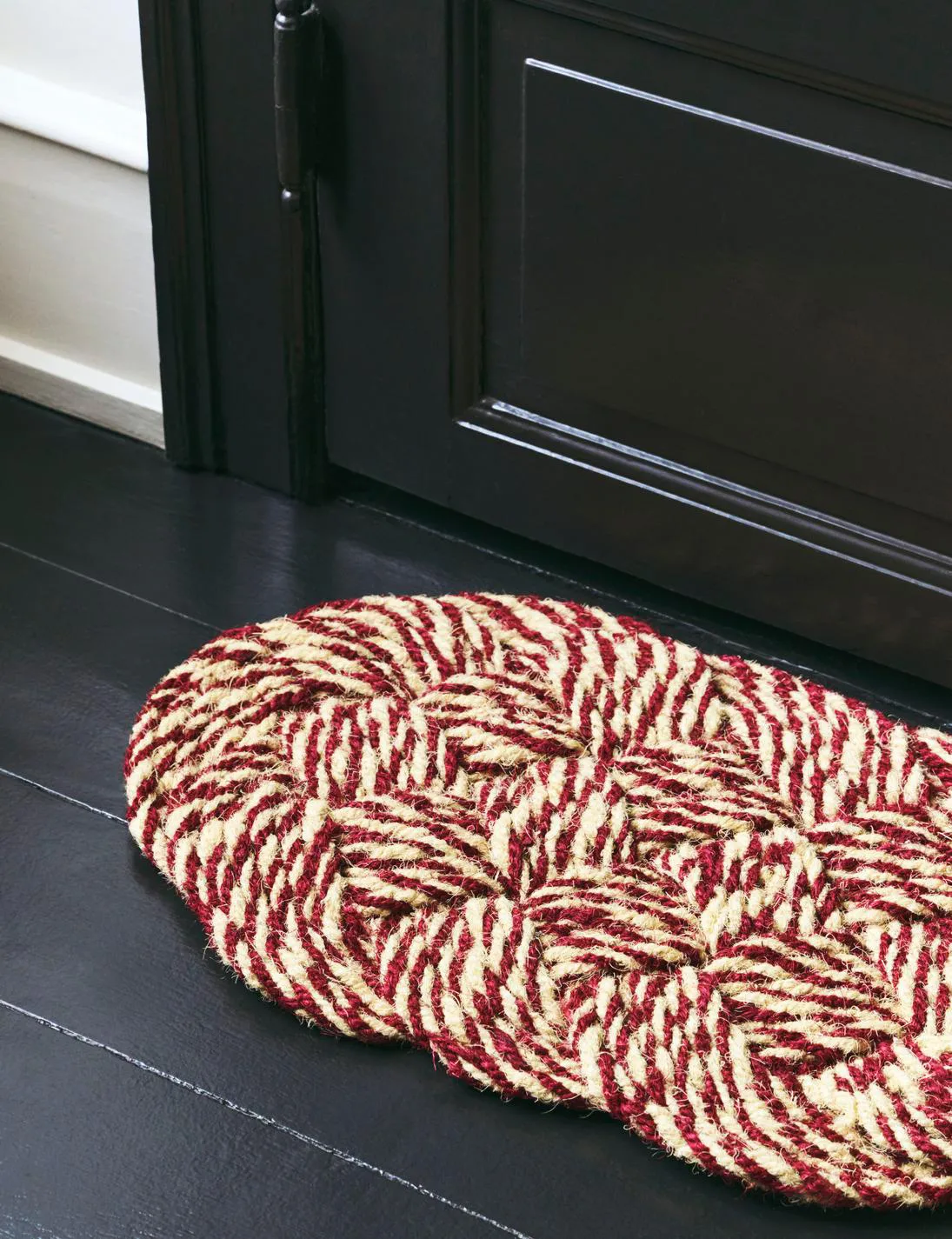 Coco doormat 40x80 cm, Swirl bordeaux-off white HAY