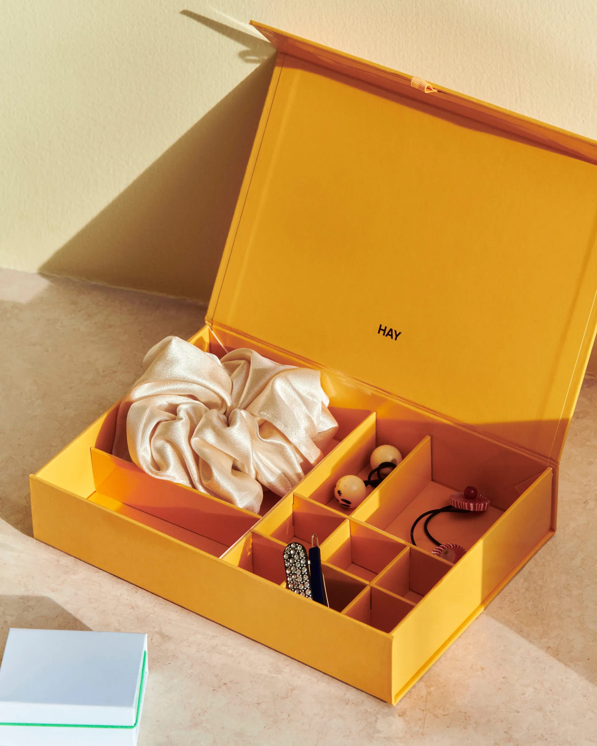 Colour Storage jewelry box 23,2x16,1 cm, Egg yolk HAY