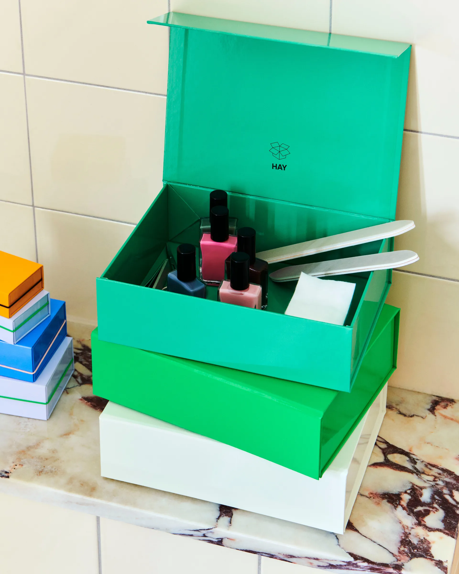 Colour Storage XS box with lid 16,5x22,5 cm, Vibrant green HAY