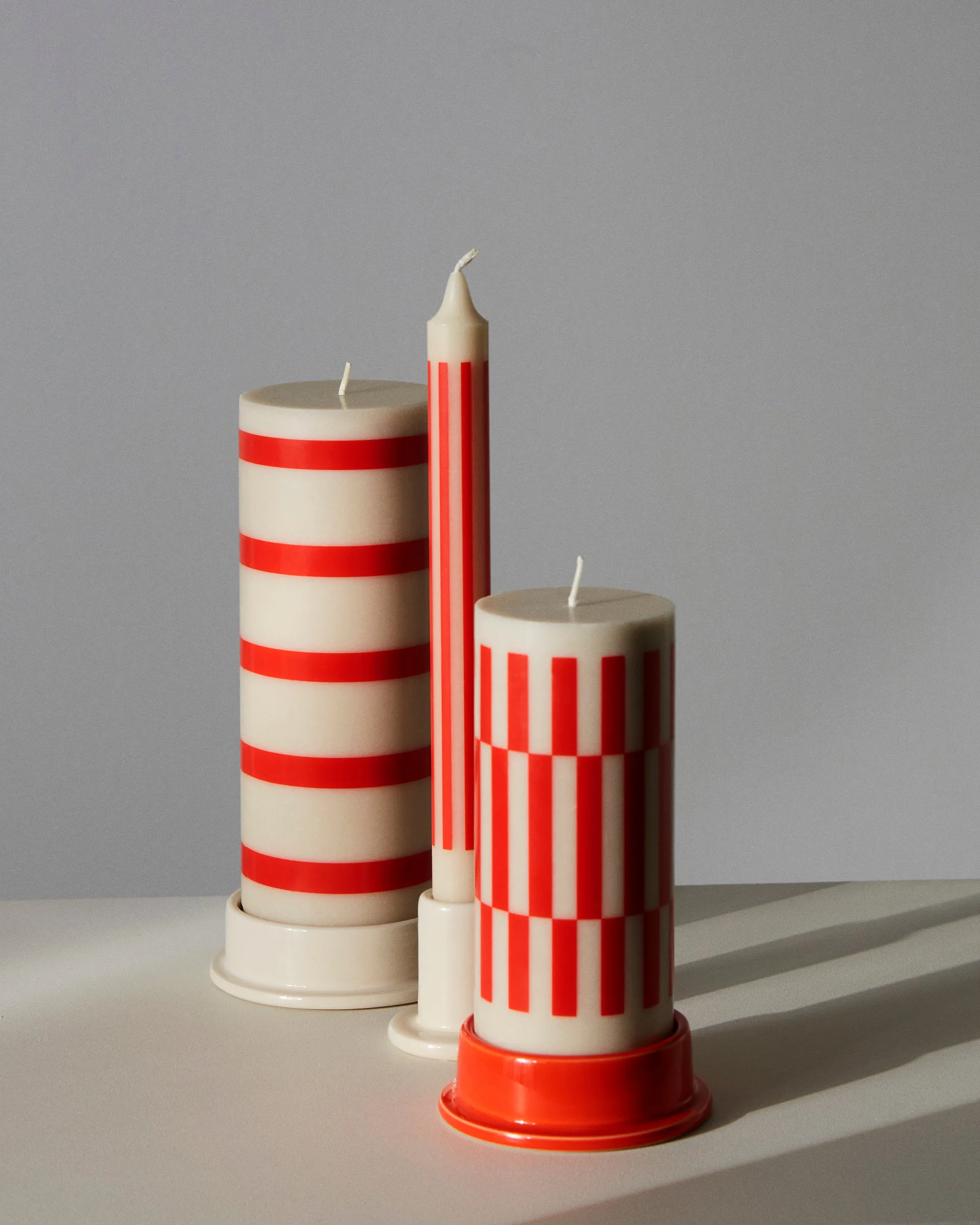 Column Candle block candle medium 20 cm, Off white-red HAY