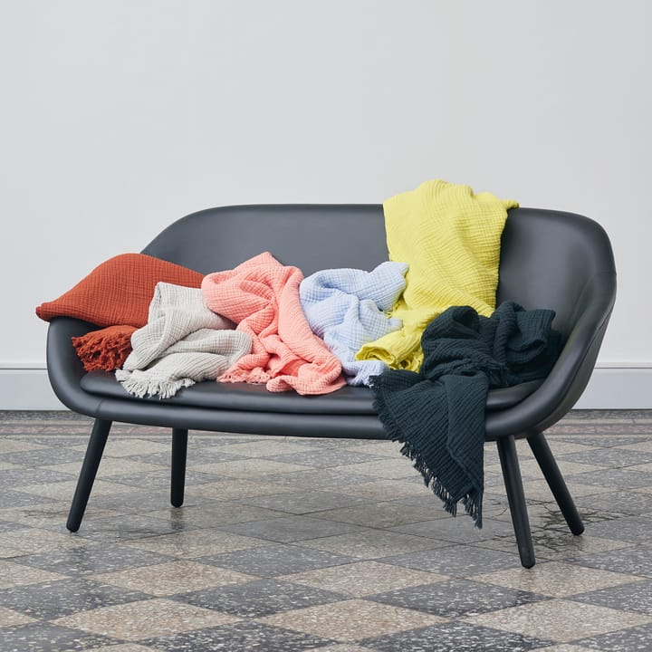 Crinkle throw 150x210cm, grey HAY