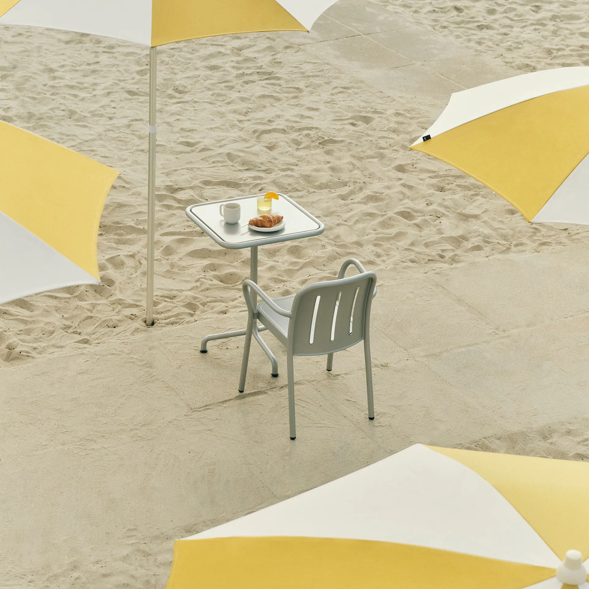 Deville armchair, Silver grey HAY