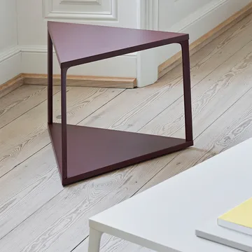 Eiffel Triangle side table - Dark brick - HAY