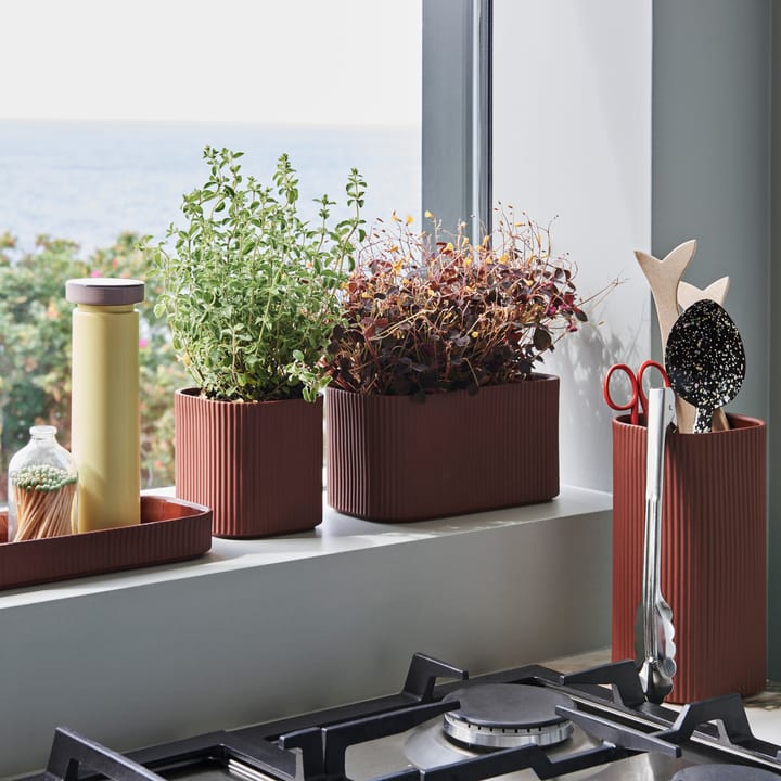 Facade vase 22 cm, dark terracotta HAY