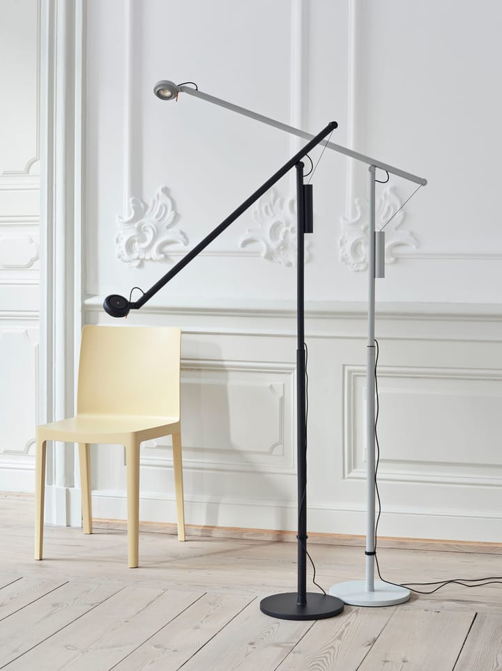 Fifty-Fifty floor lamp - Soft black - HAY