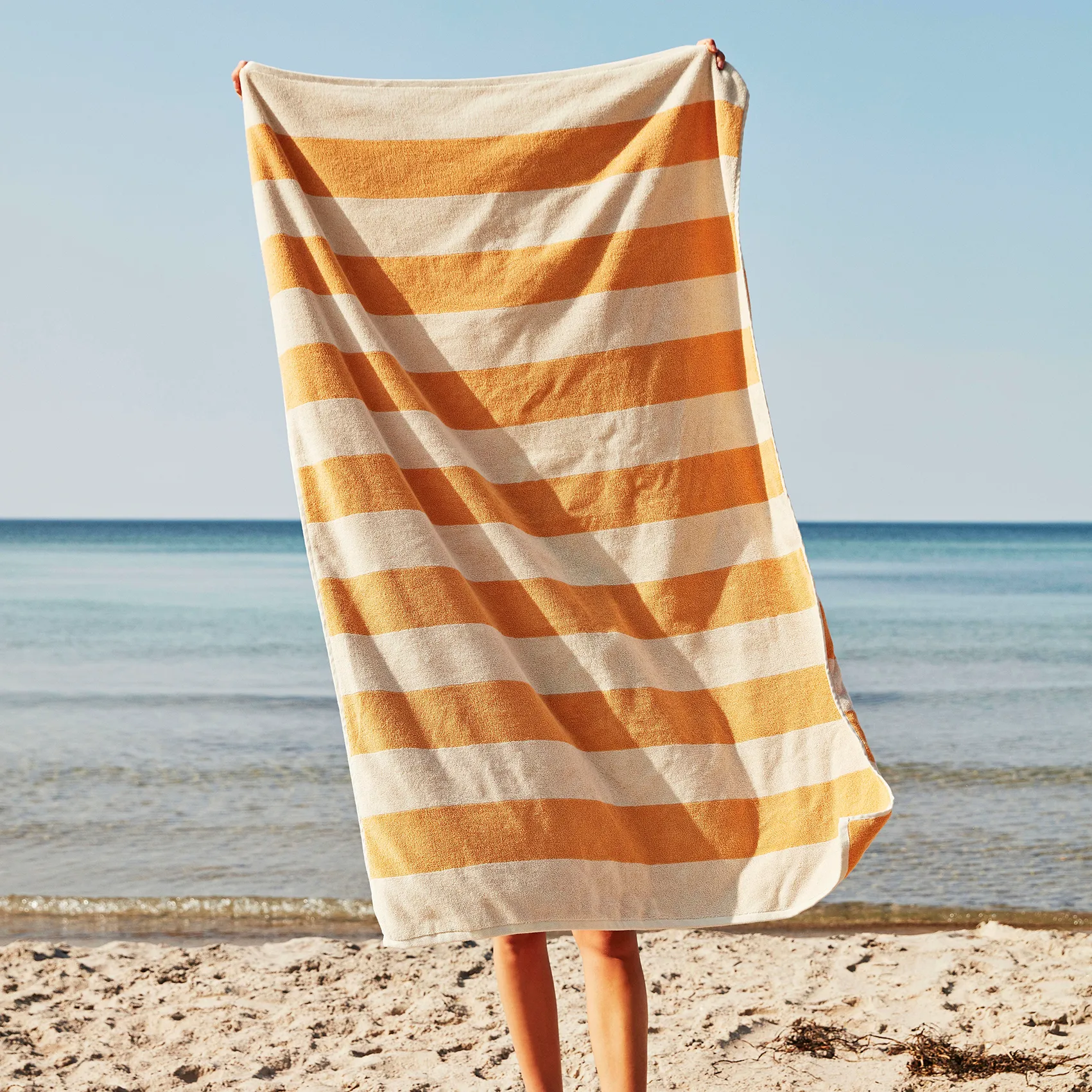 Frotté Stripe bath towel 100x150 cm, warm yellow HAY