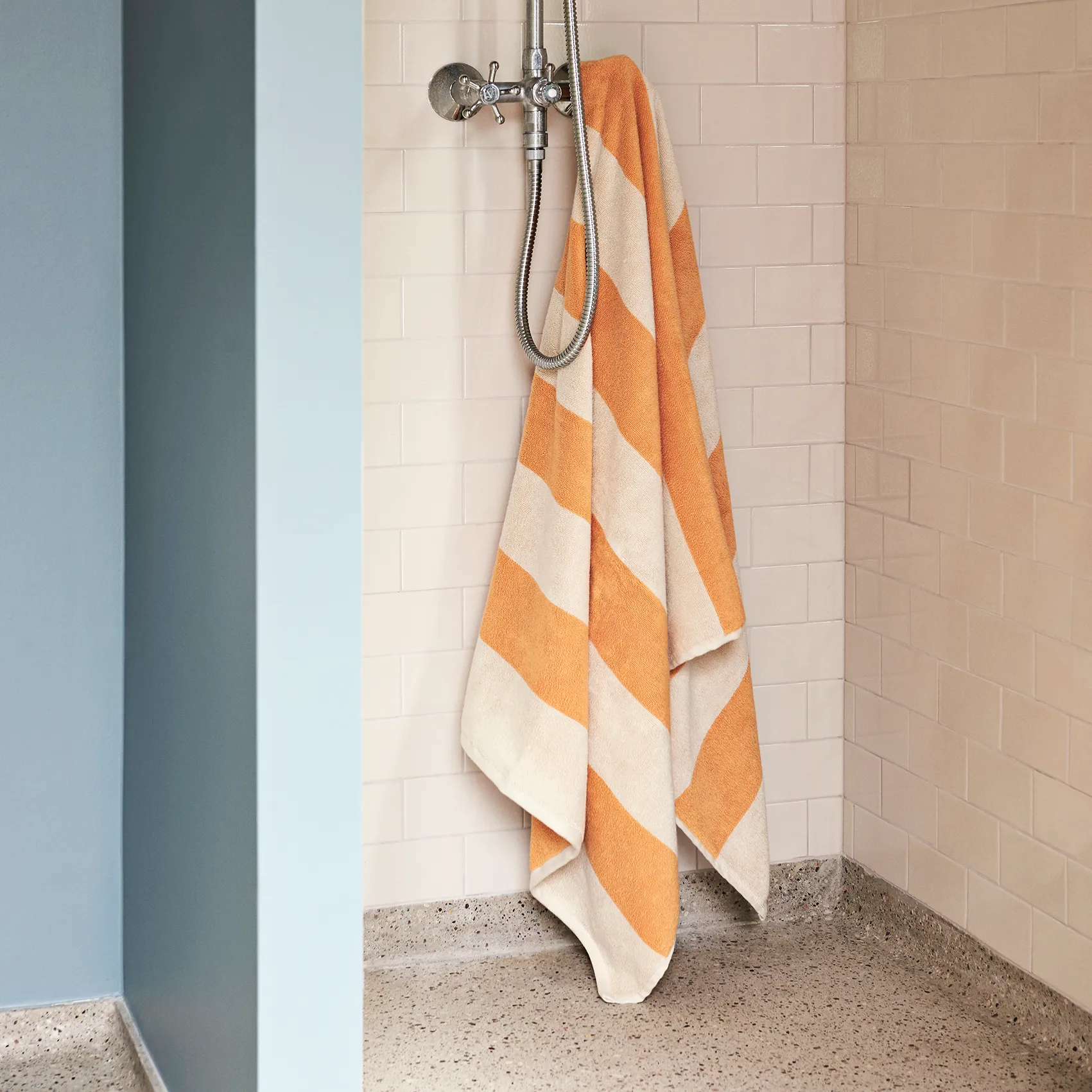 Frotté Stripe bath towel 100x150 cm, warm yellow HAY