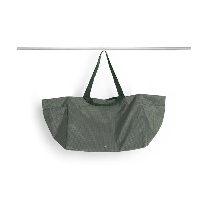 Grid Weekend Bag - Dark green, large - HAY