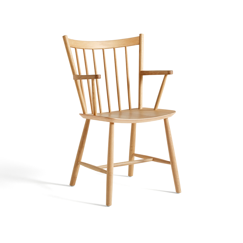 HAY J42 armchair Lacquered oak | Scandinavian Design | Chairs | Beige