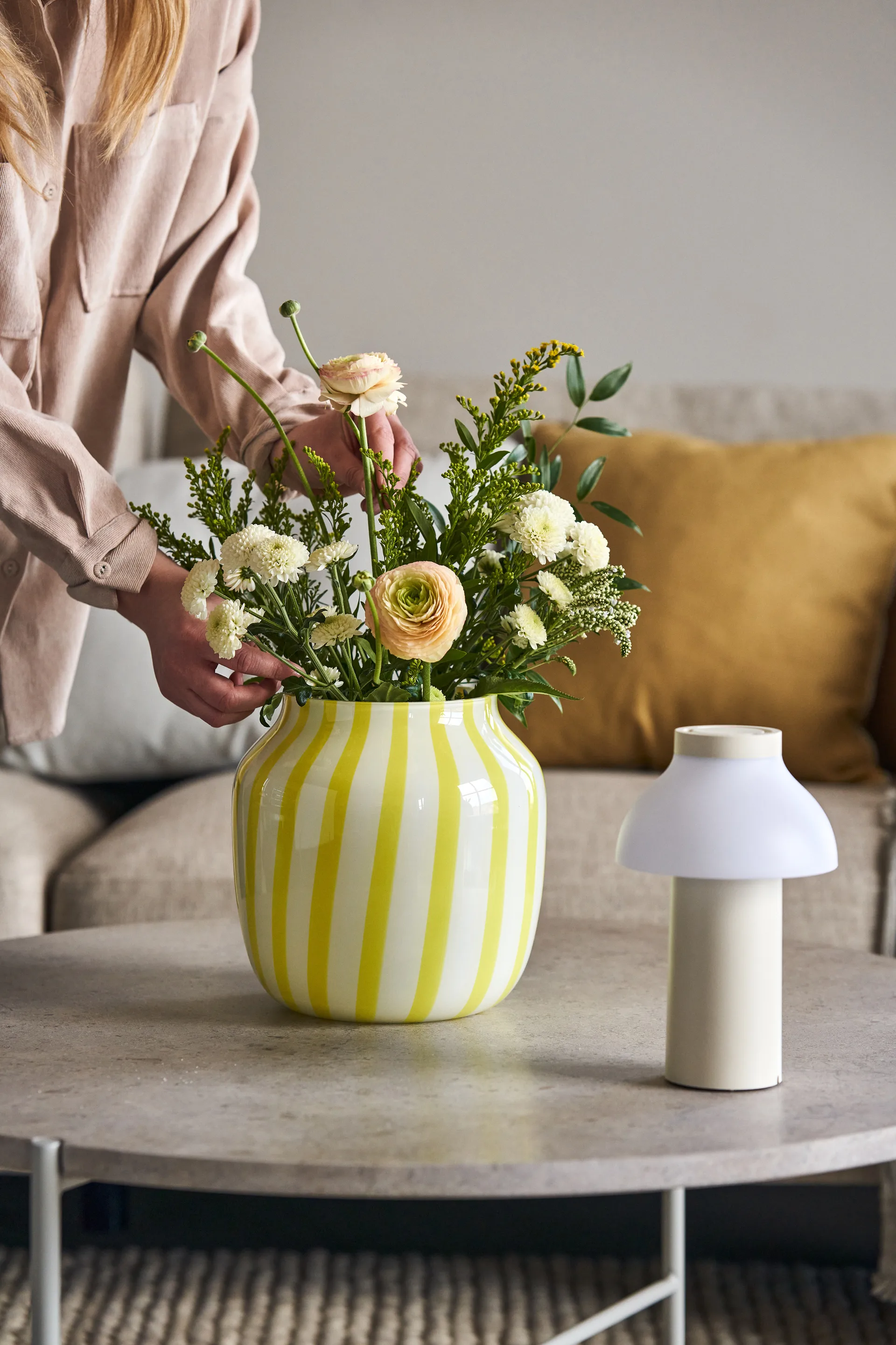 Juice Wide vase 22 cm, yellow HAY